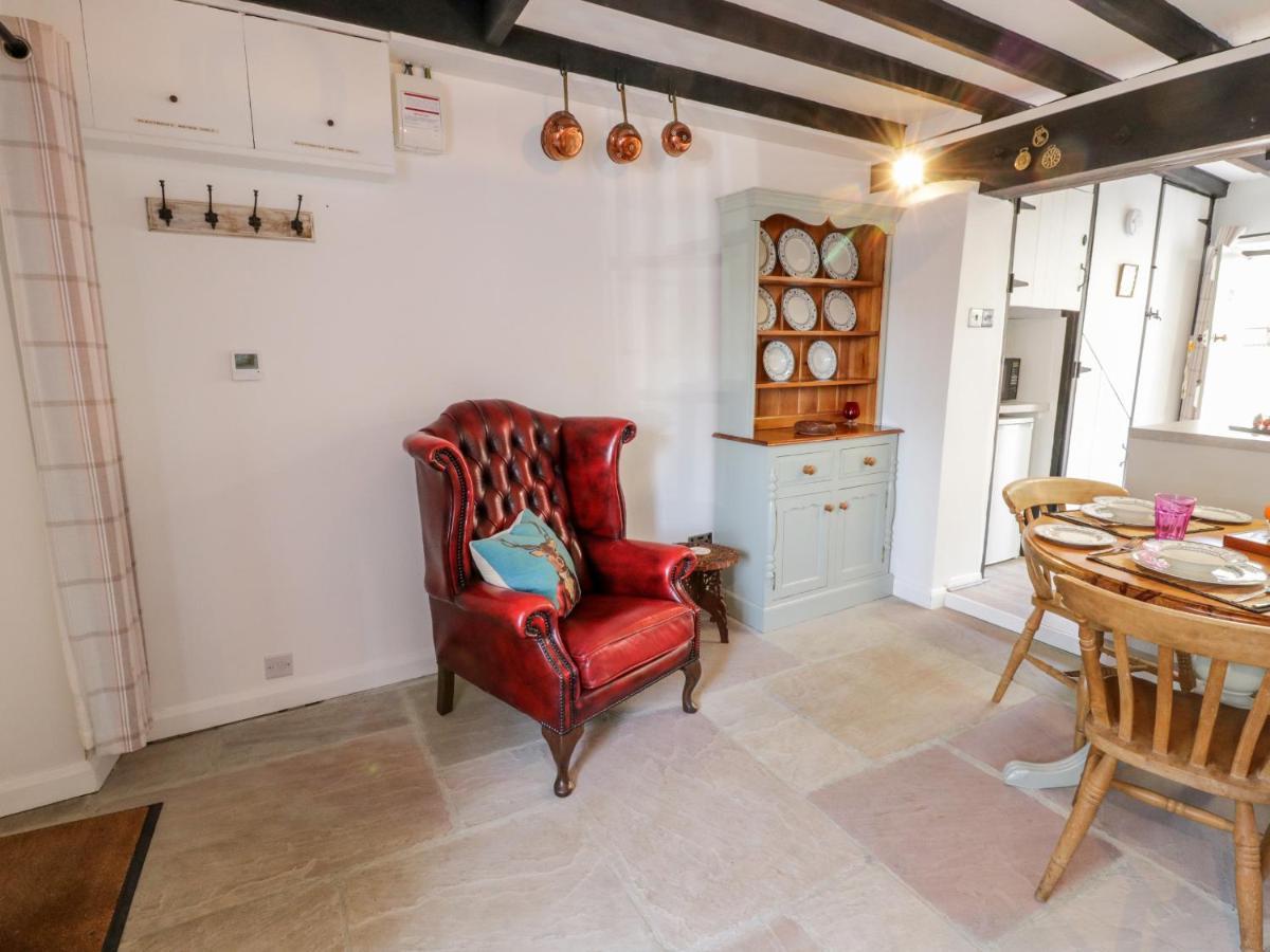Crooked Cottage Kirkbymoorside Exterior photo
